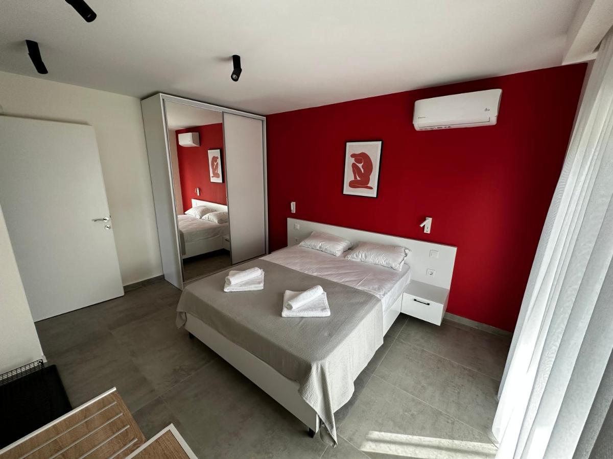 Lighthouse Apartments 크리오피지 외부 사진